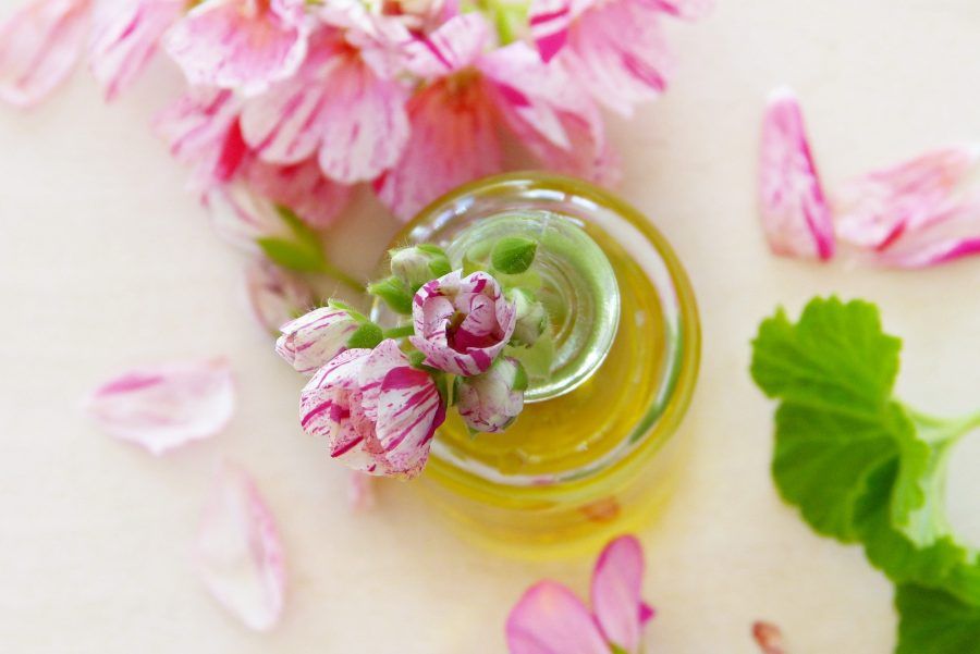 razlika između eteričnih i biljnih ulja u aromaterapiji