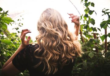 Dvofazni leave-in tretman za njegu, zaštitu i obnovu oštećene kose - kako napraviti zaštitni sprej za kosu